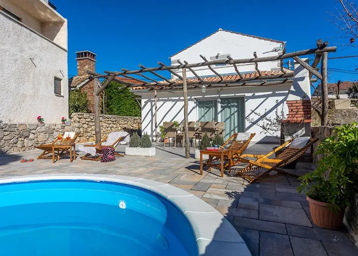 Villa Elm