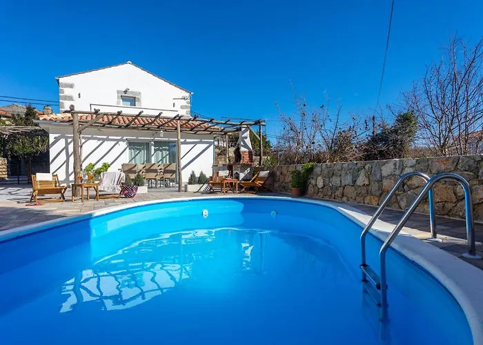 Villa Elm